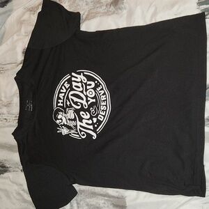 Skull and slogan Tee